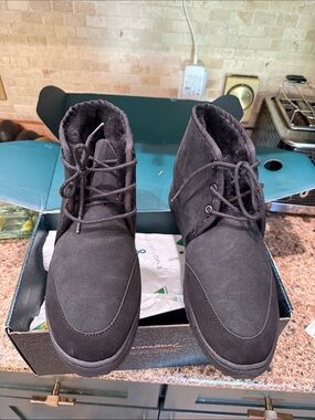 Emu Black Men's Chukka Boots with Fleece Lining